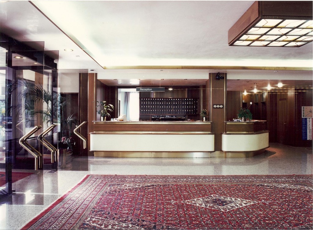 2_reception