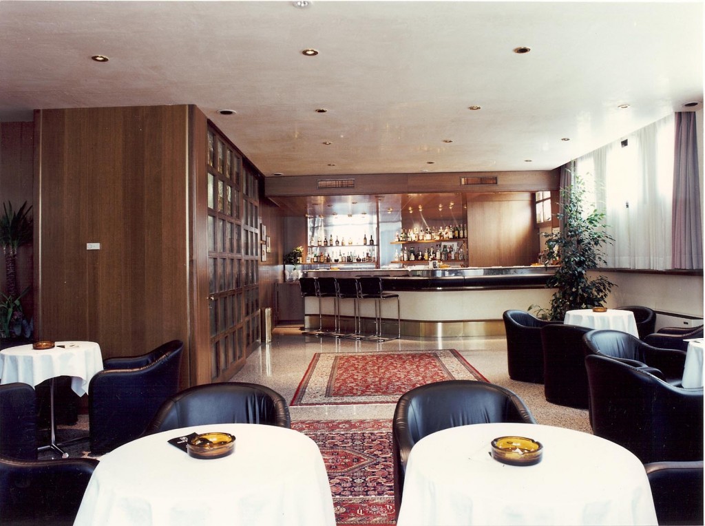 3_bar