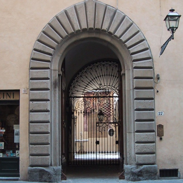 Palazzo Tanagli – Borgo degli Albizi – Firenze
