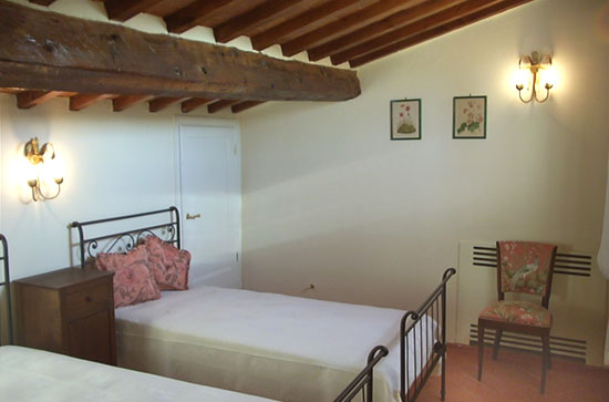 twin_bedroom2
